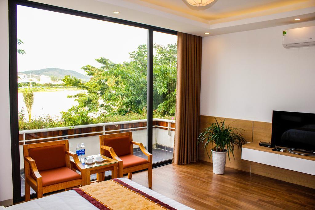 Ruby Hotel Ha Long Exterior photo
