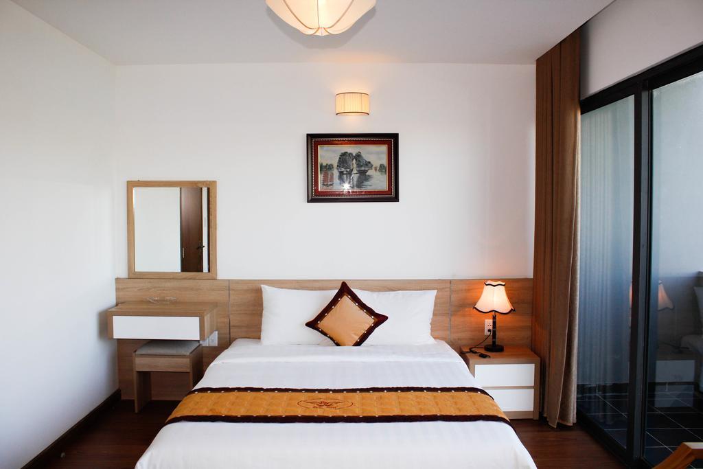Ruby Hotel Ha Long Exterior photo